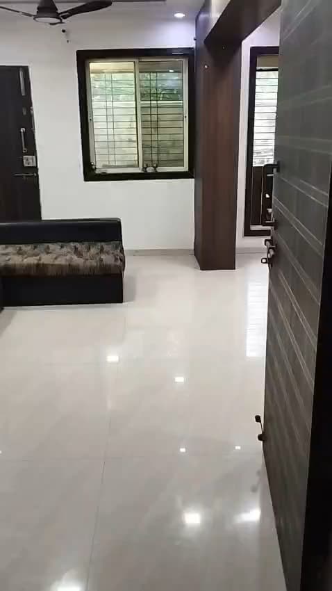 Thane - Photo 1
